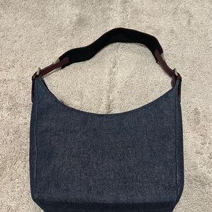 Burberry shoulder bag. Rank A. vintage denim material.
